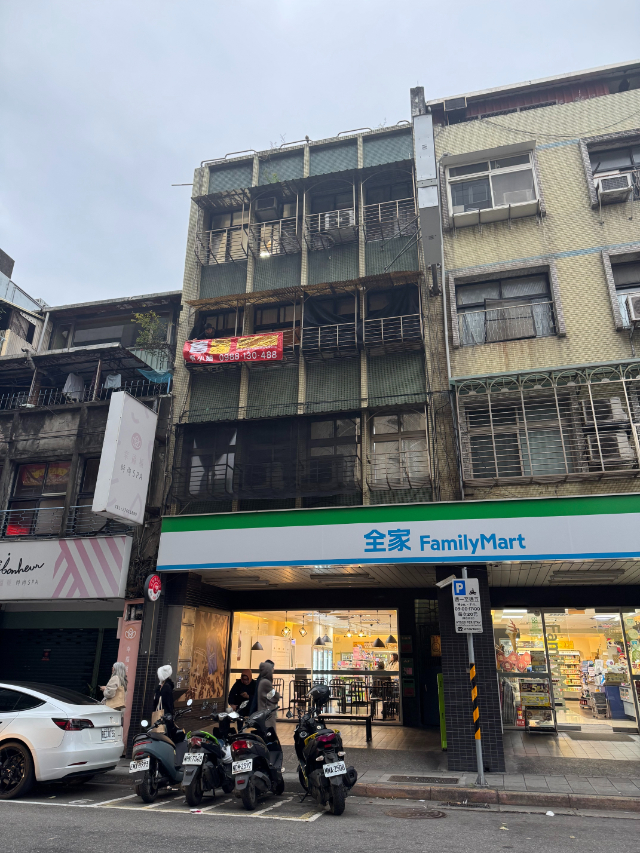 南京三民正面中崙高中,台北市松山區吉祥路