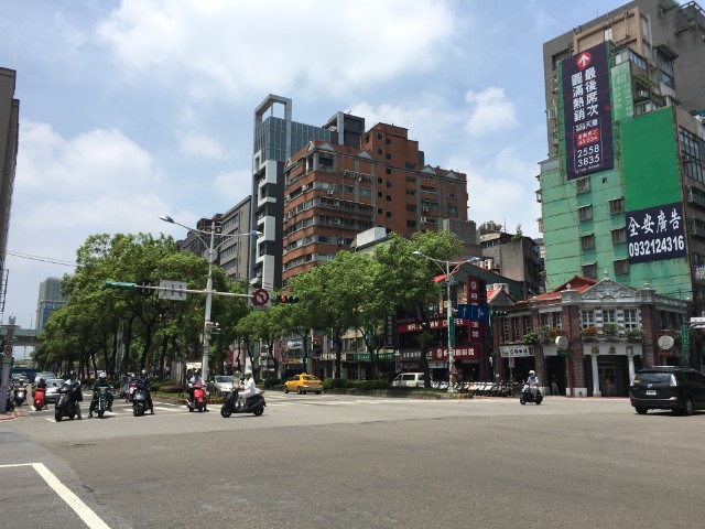 北車THE ONE 車位,台北市中山區中山北路一段