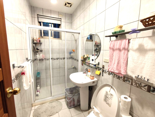 內湖一樓大庭院,台北市內湖區民權東路六段