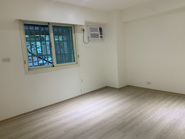 機場捷運華廈美裝,台北市松山區民族東路