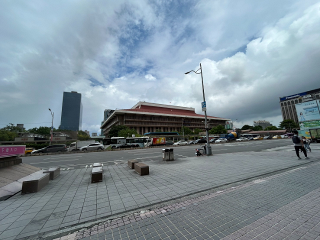 北車亞洲高樓美景,台北市中正區忠孝西路一段