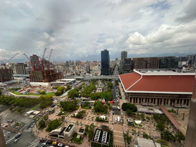 北車亞洲高樓美景,台北市中正區忠孝西路一段