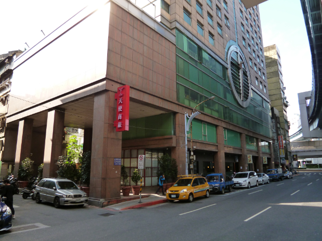高興興業高樓帷幕小坪數純辦,台北市松山區基隆路一段