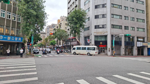 南京復興捷運車位,台北市中山區長安東路二段