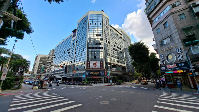 中山國小捷運住辦大廈(二),台北市中山區林森北路