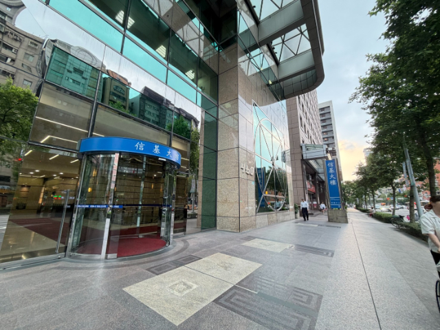 信基大樓世界金融車位,台北市信義區信義路四段
