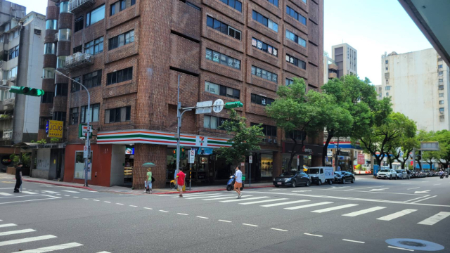 南京復興雙捷運站金店面,台北市松山區敦化北路