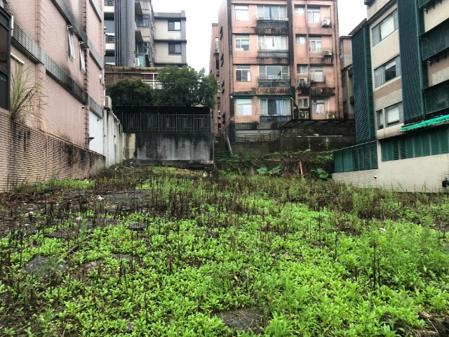 政大附中住二建地,台北市文山區政大三街